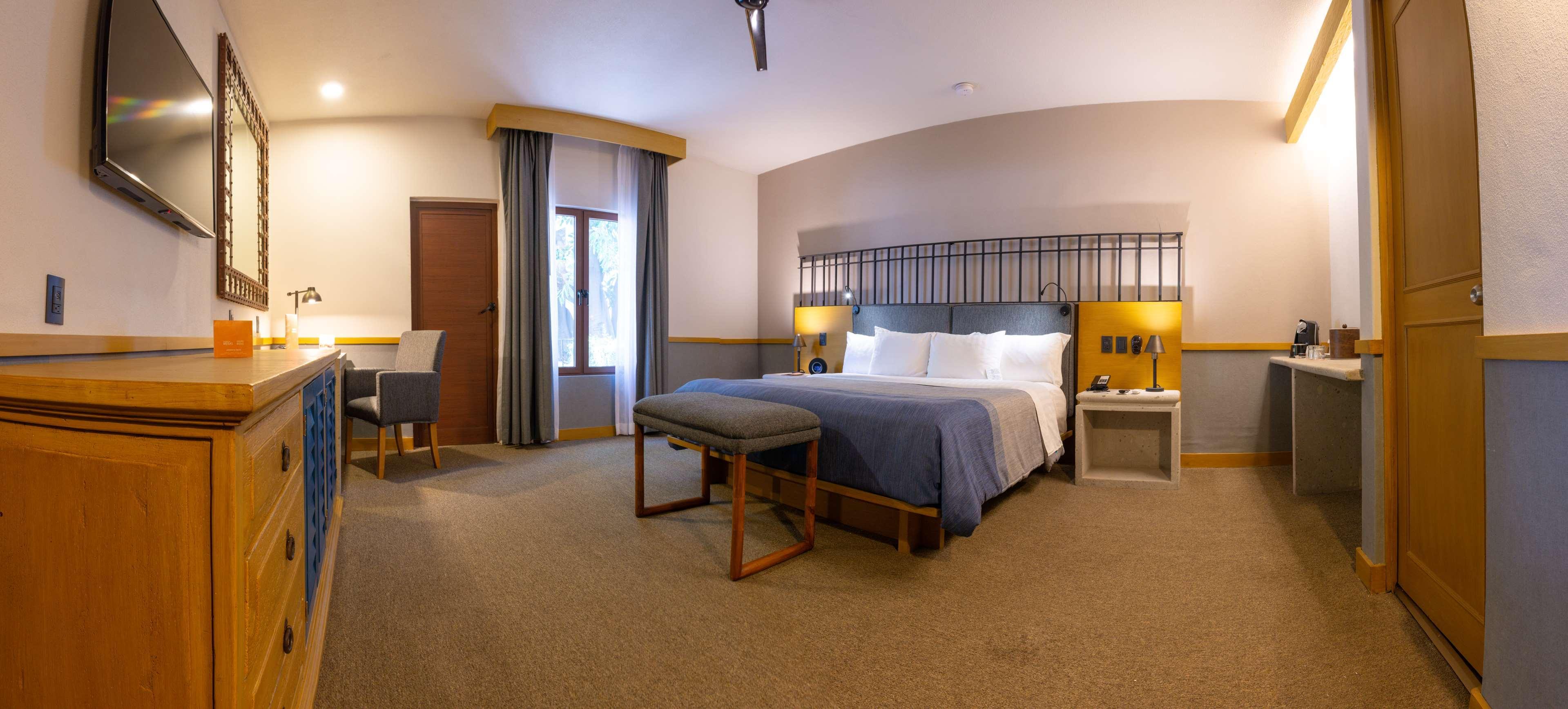 อาเซียนดา คูริกา บาย บริซัส Hotel เกเรตาโร ภายนอก รูปภาพ A room at the hotel