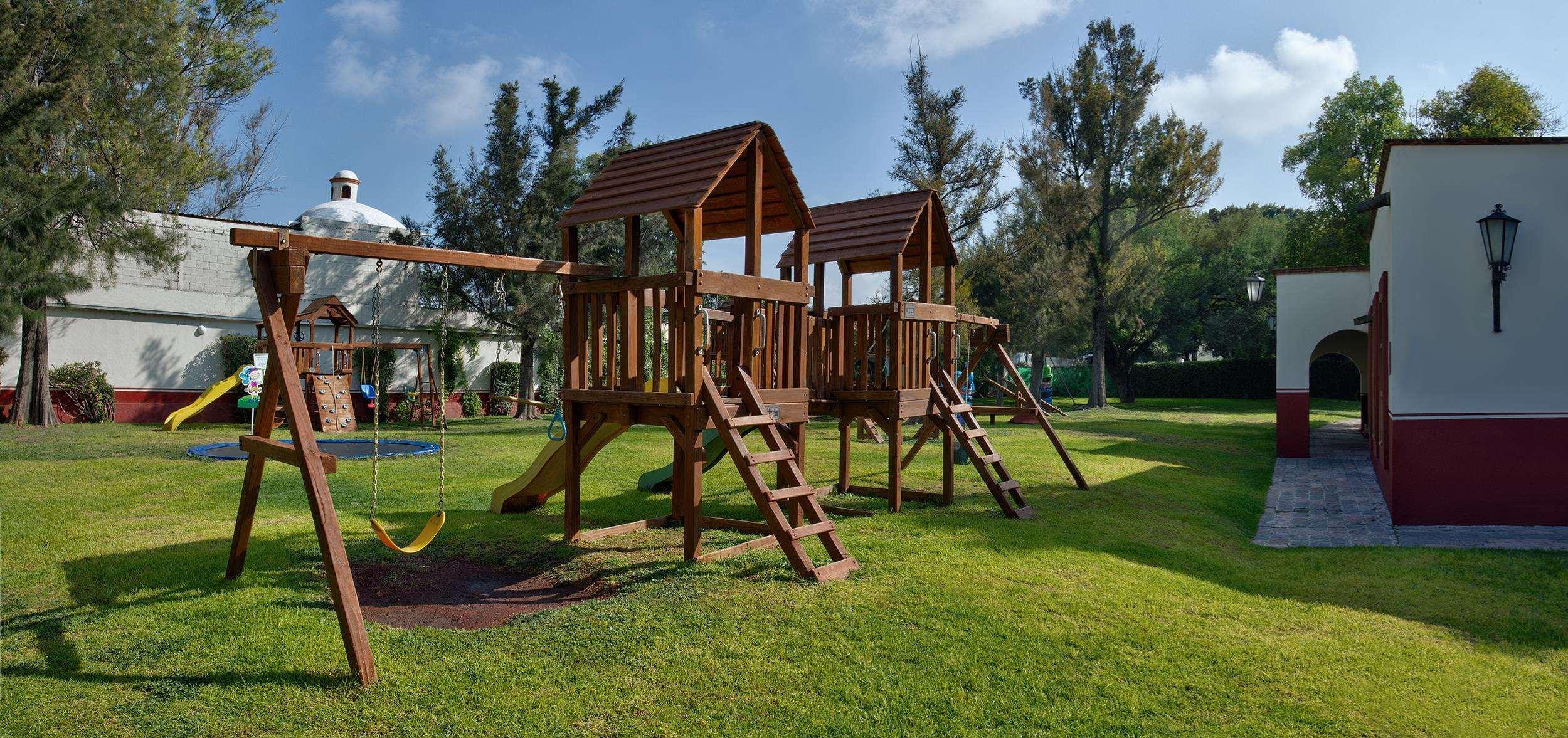 อาเซียนดา คูริกา บาย บริซัส Hotel เกเรตาโร ภายนอก รูปภาพ Playground in the park
